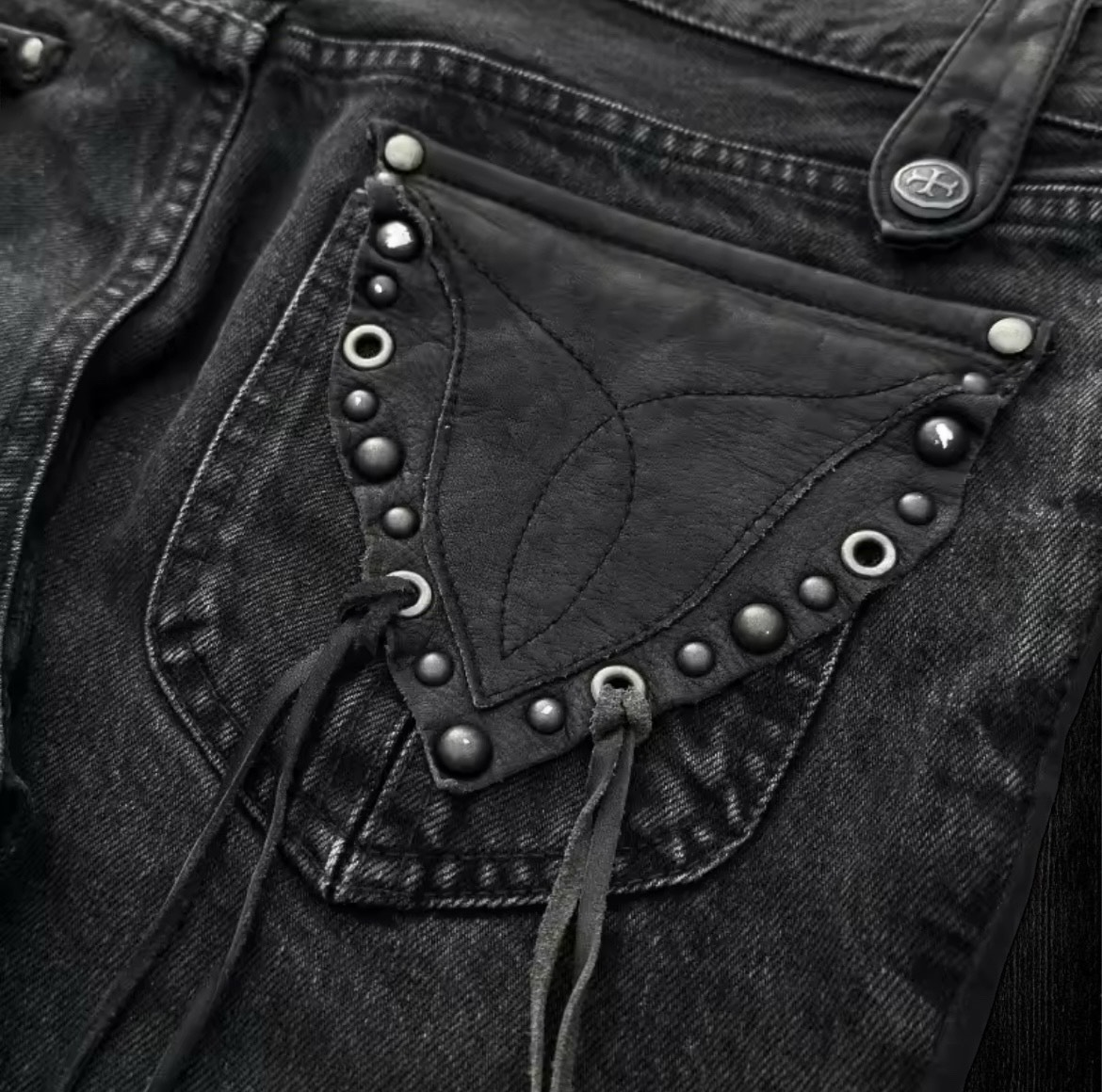 Black denim cross jeans